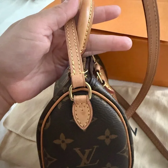 Louis Vuitton Mini Speedy Monogram Canvas in Brown with Natural Vachetta Trim - Picture 6 of 10